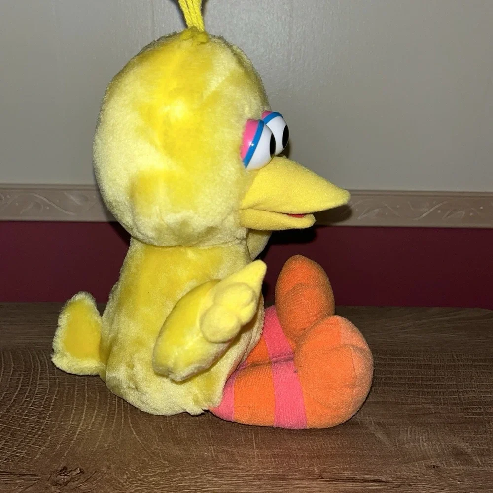 Baby Big Bird Tyco Sesame Street Tickle Me Plush Stuffed Animal Talking Vibrates